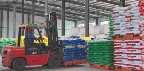 強監(jiān)督促生產(chǎn) 優(yōu)服務保春耕——金化集團公司紀委多舉措助力農(nóng)化與保潔服務